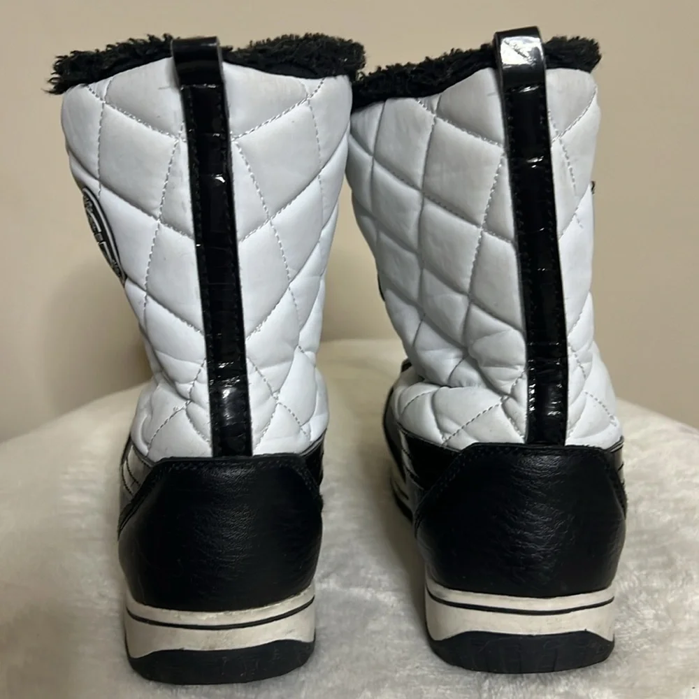 🖤🤍 Kid Totes Winter Boots